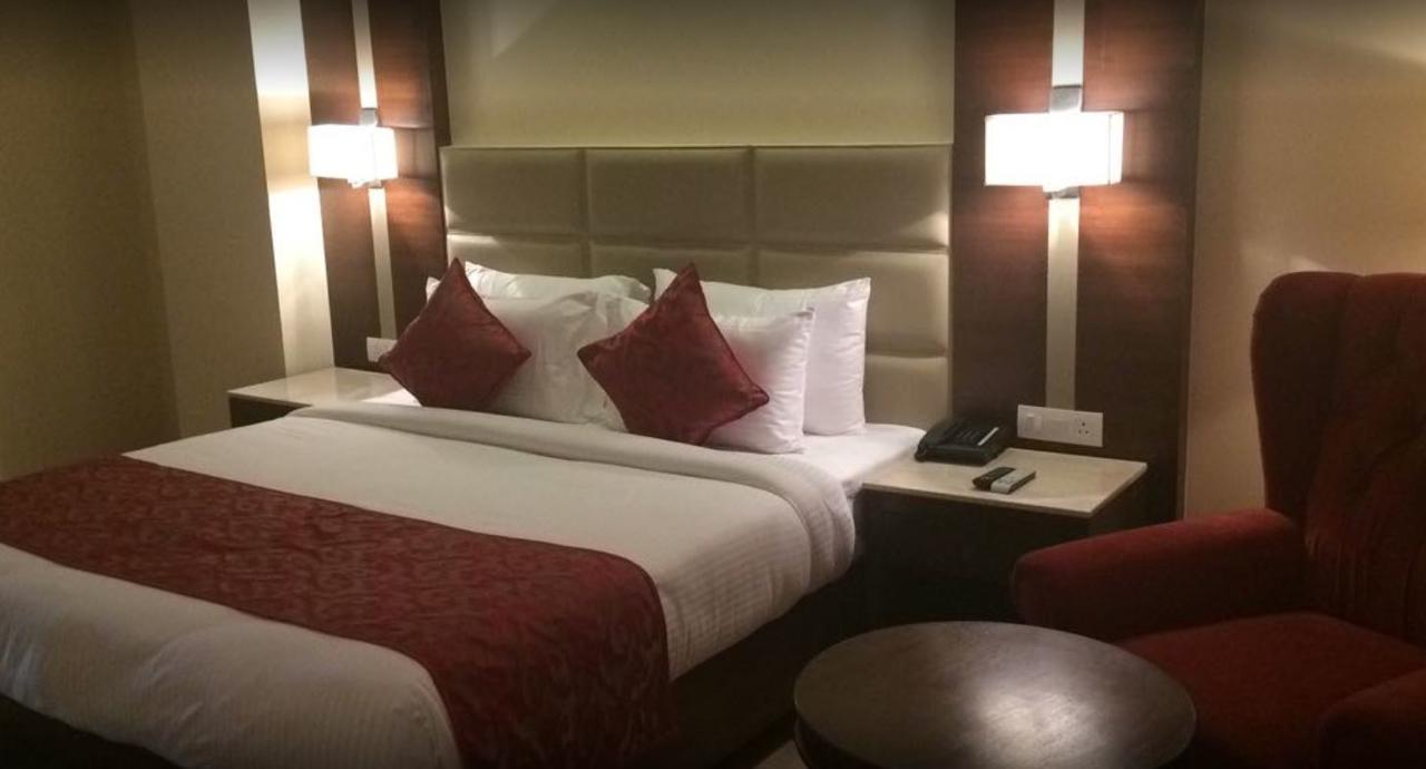 Continent Hotel Nawanshahr Nawashahr Ngoại thất bức ảnh