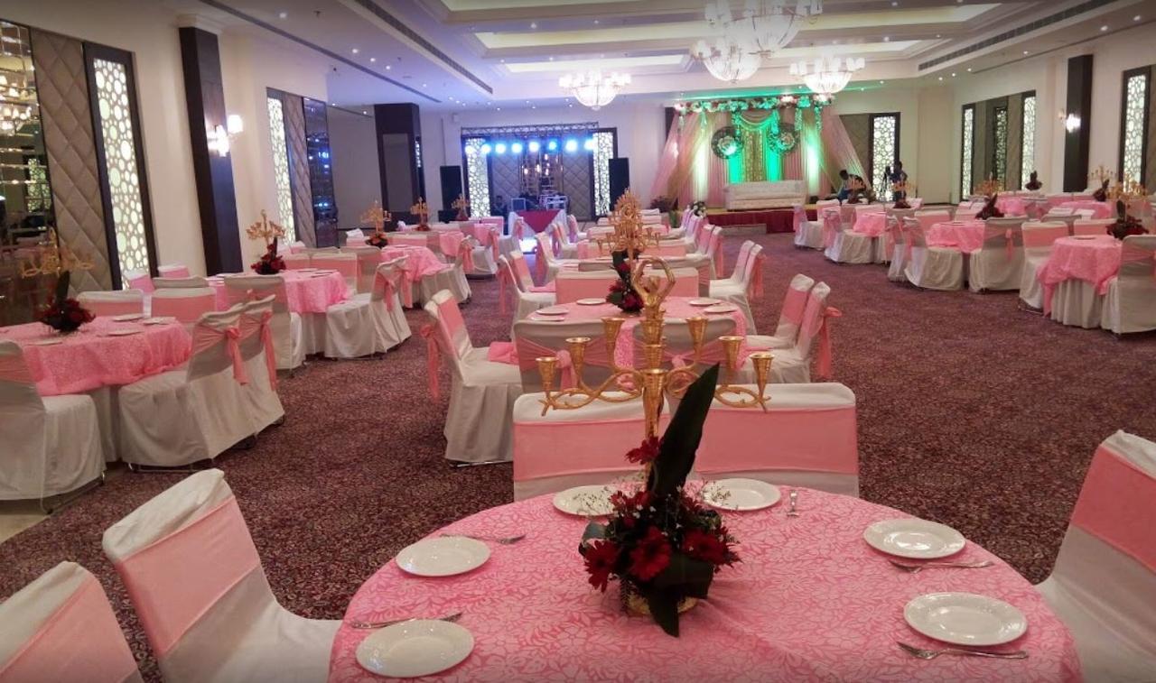 Continent Hotel Nawanshahr Nawashahr Ngoại thất bức ảnh